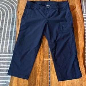 Eddie Bauer Deep Blue Women's Cropped Hiking Pants